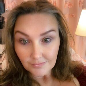 Meet your Posher, Carol